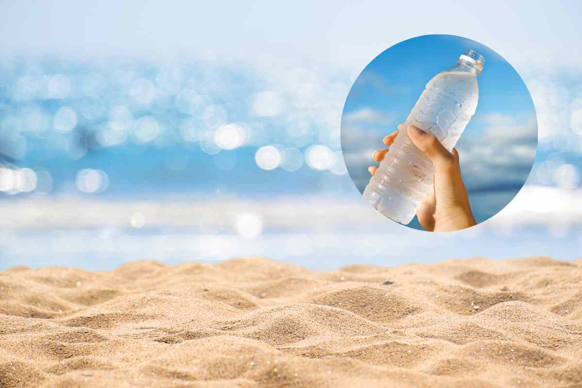 Playa verano botella agua fresca calor hidratación