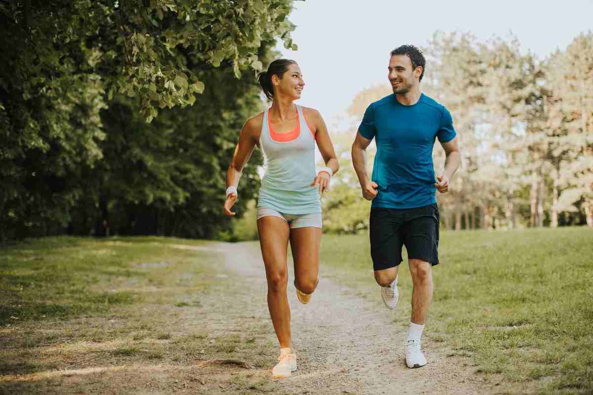 7 ejercicios para entrenar con tu pareja