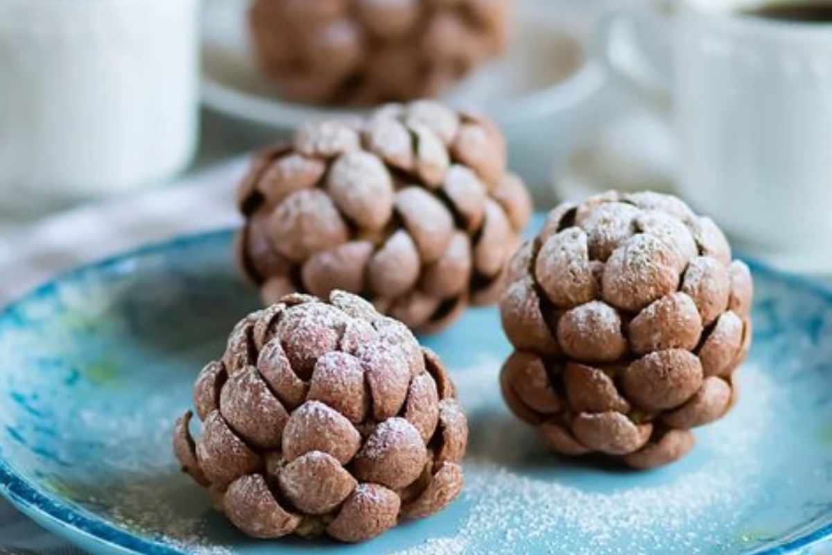 Tarta en forma de piña para Navidad