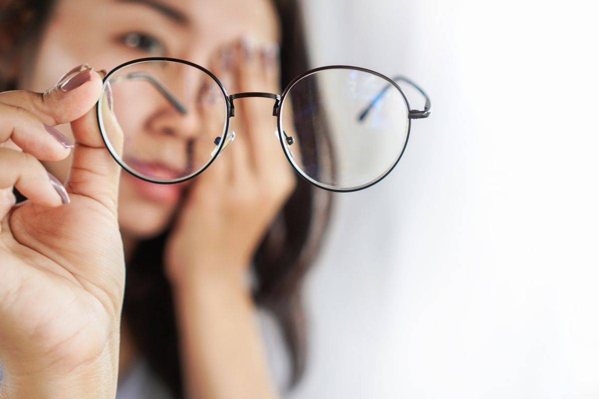 ¿Es normal la miopía a los 40? Descubre las causas y cómo prevenirla