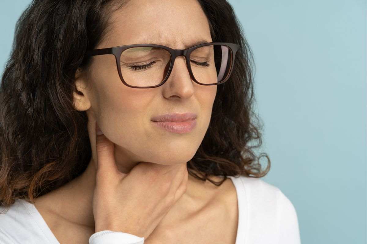 afonía afónico garganta frío salud remedio ejercicios recetas alimentos consejos