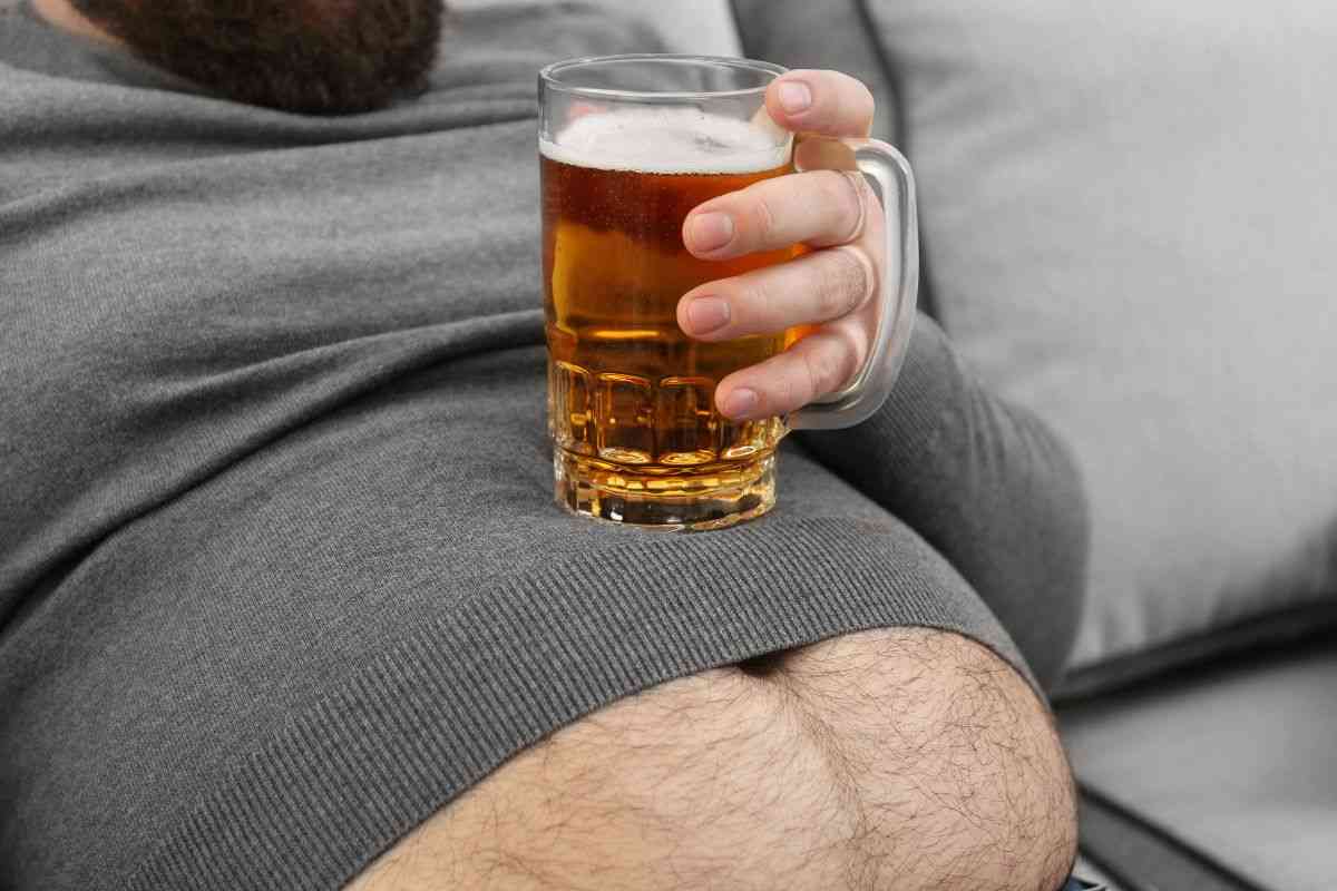 Barriga cervecera, grasa abdominal hinchazón