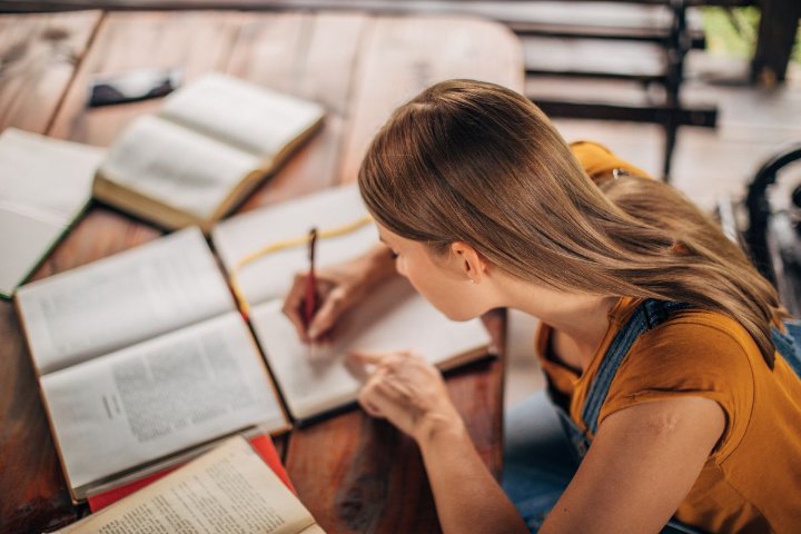 Estudiar mejora la esperanza de vida