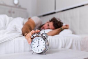 despertador dormir salud consejos descanso sueño vida saludable