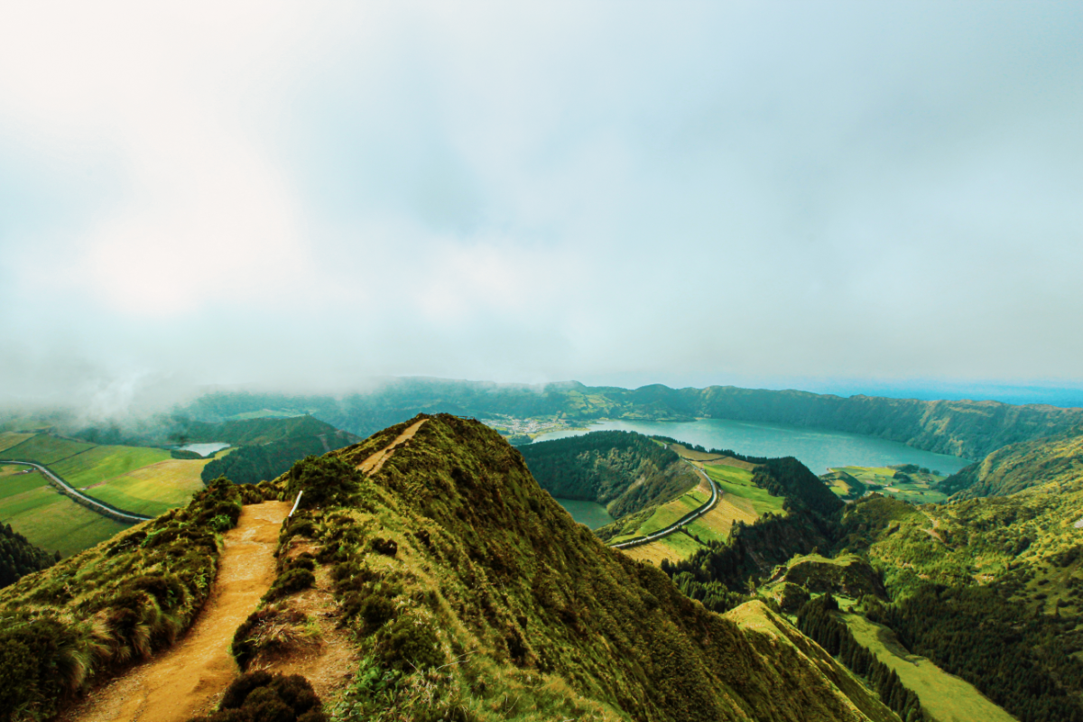 Panorámica desde una de los miradores de las Islas Azores.