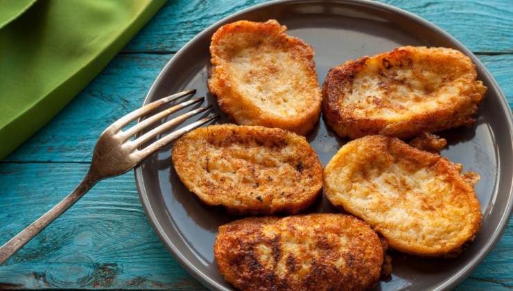 Receta para preparar las torrijas con miel