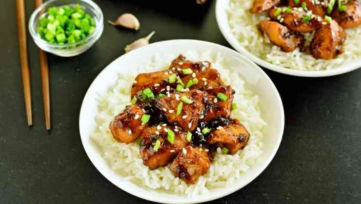 plato de pollo teriyaki