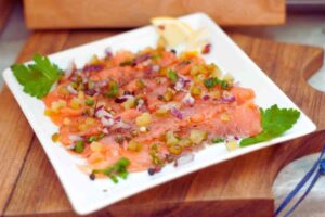 carpaccio salmon plato