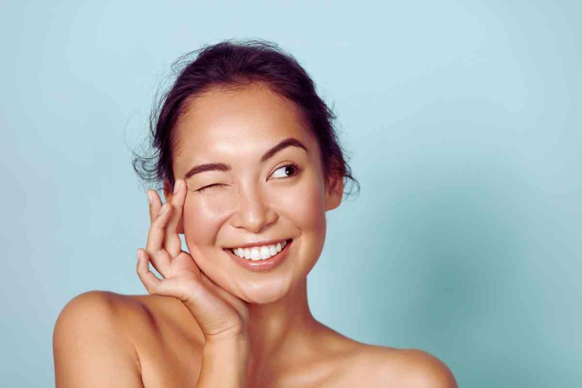 viso de mujer sonriente