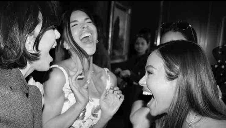 lauren sanchez con amigas 