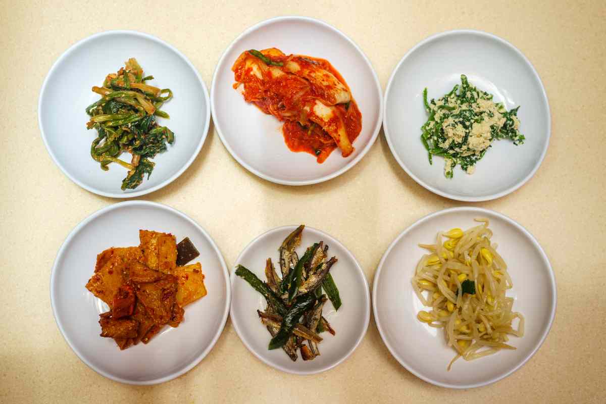 6 verduras diferentes cocinadas en platos