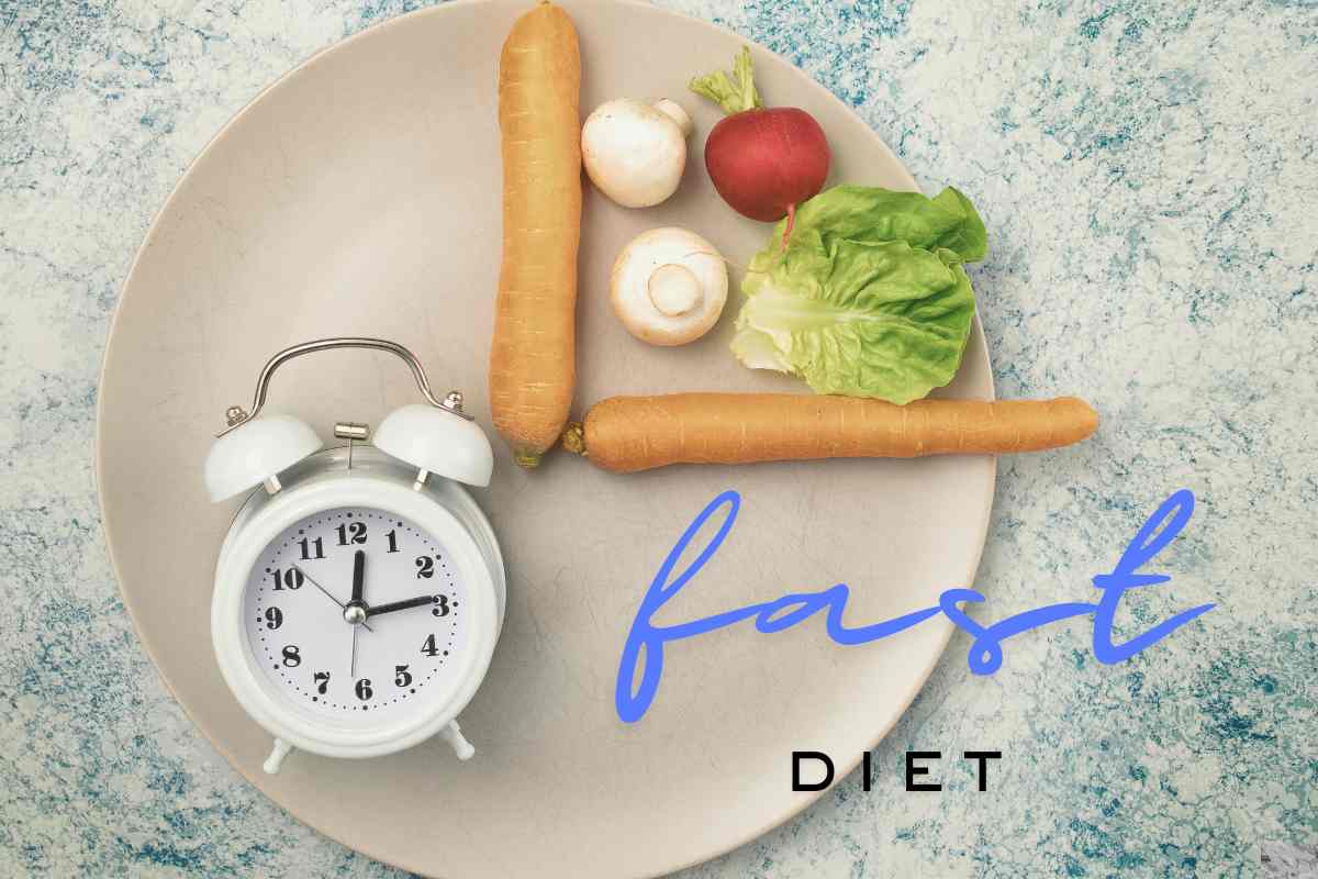 piatto con verdure e orologio