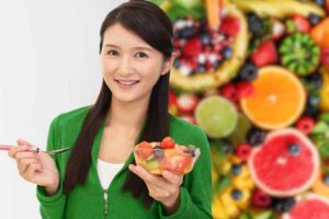 mangiare la frutta